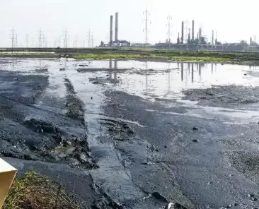 Oil Sludge Lagoon Cleaning