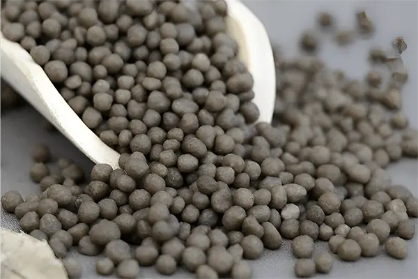 Diammonium phosphate